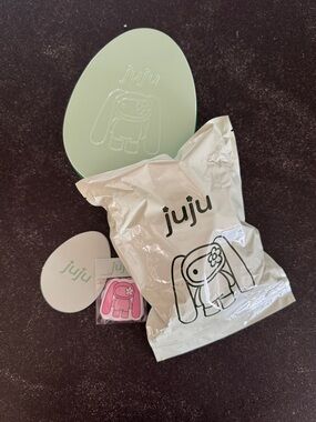 CJ Hendry JuJu Easter Collectible Tin Set